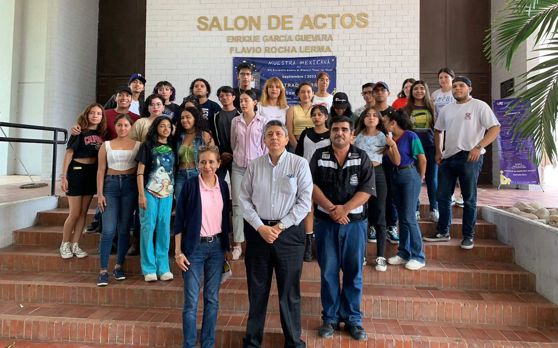 UAT participa en encuentro de cine 